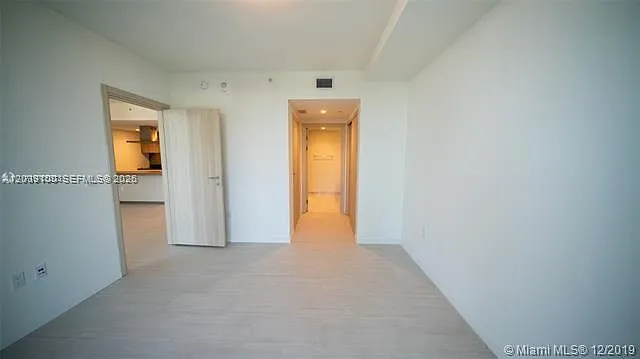 1000 Brickell Plz #4905 — Photo 13