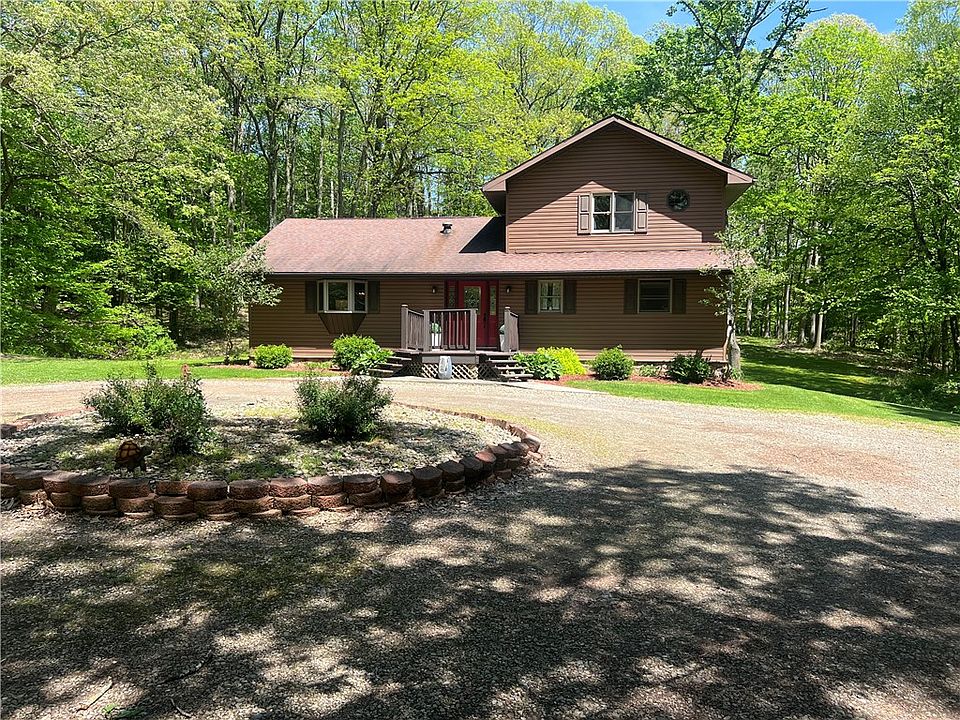 1st image of 121 Pitts Rd