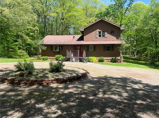 121 Pitts Rd, Jamestown, PA 16134