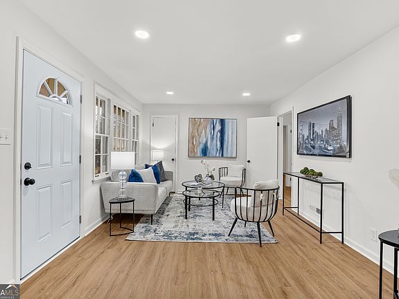 3rd image of 1068 Willivee Dr