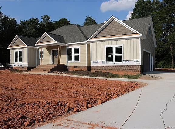 2nd image of 5252 Ridge Lane Cir