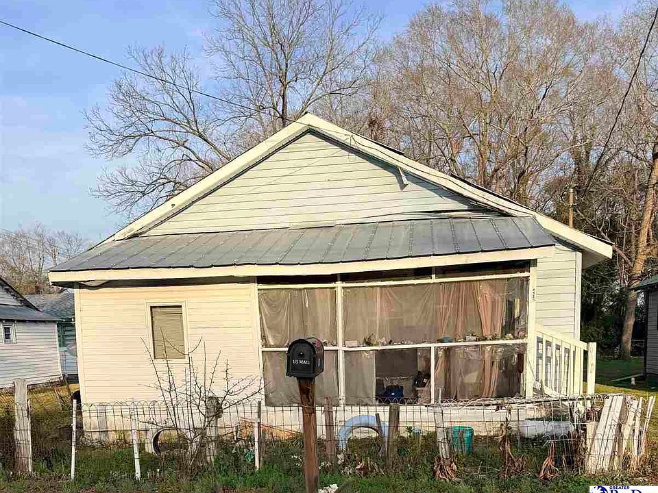 1st image of 412 Harrell St