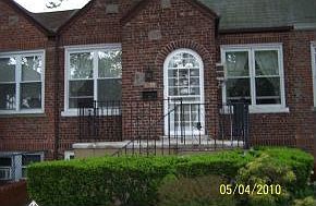 1st image of 1468 E 51st St