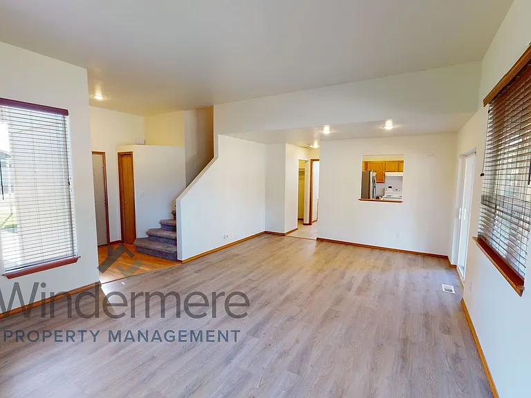 743 N Roosevelt St — Photo 2