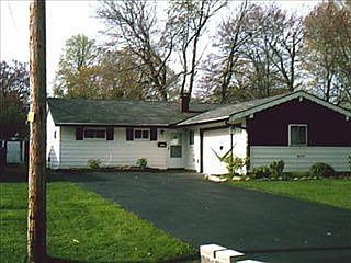 1st image of 7642 Fern Dr