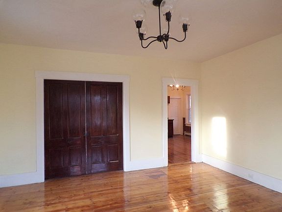 5th image of 145 Greenwood St #1