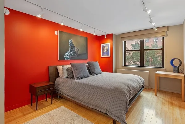 Rented by Compass | media 7