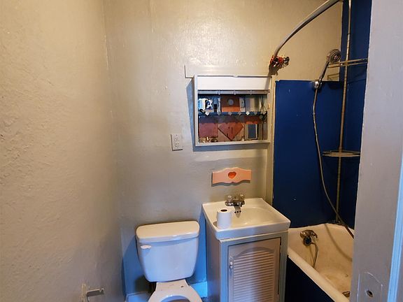 5th image of 501 S Fairmont St APT B
