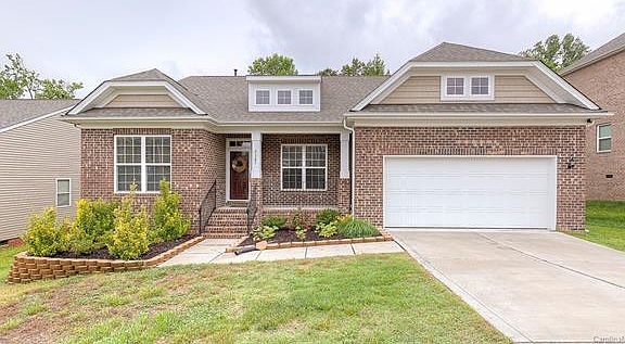 2nd image of 5161 Norway Ln #7