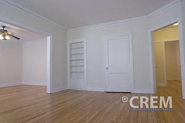 1374 W Greenleaf Ave #3S — Photo 8