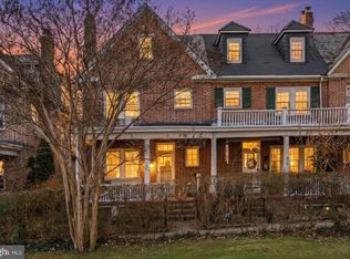 7 York Ct, Baltimore, MD 21218