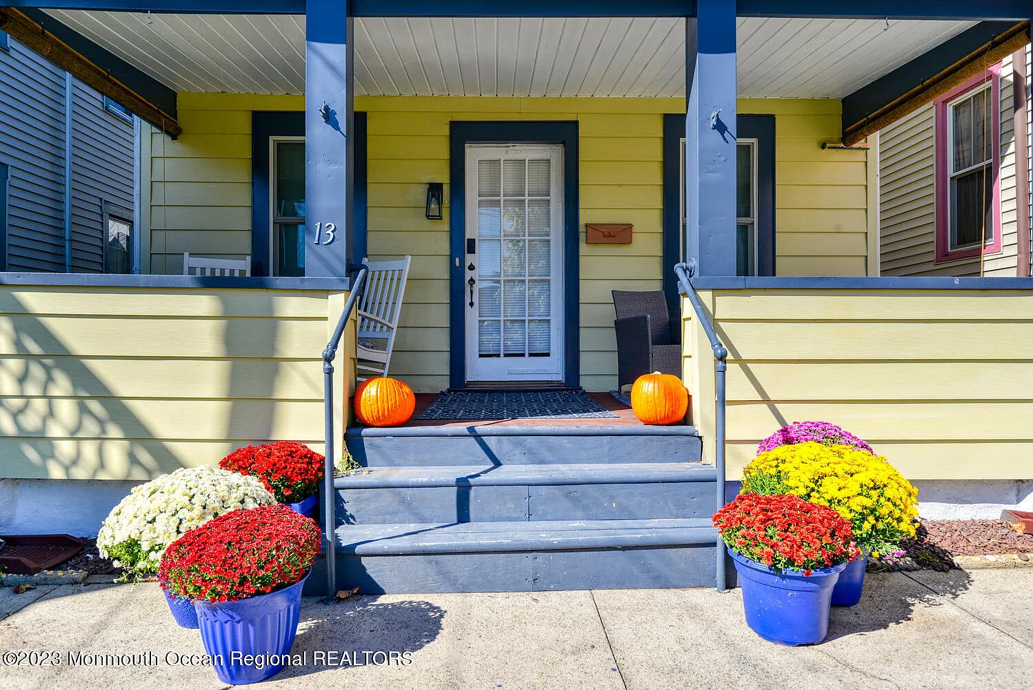 3 bed, 1.5 bath, 1160 sqft, $2,900 — Photo 2