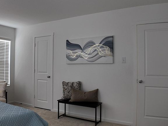 4th image of 4028 Equestrian Dr