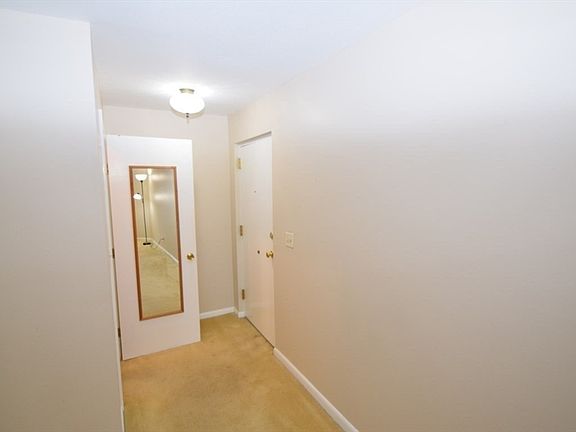 5th image of 6 Jessica Dr APT G