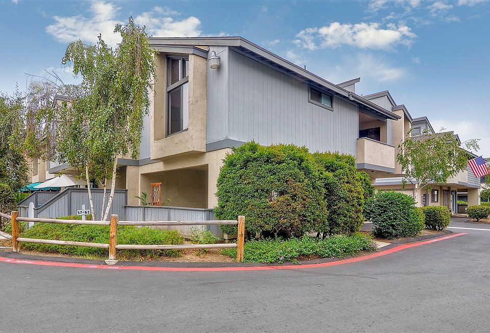 1st image of 2135 E Valley Pkwy Unit 62