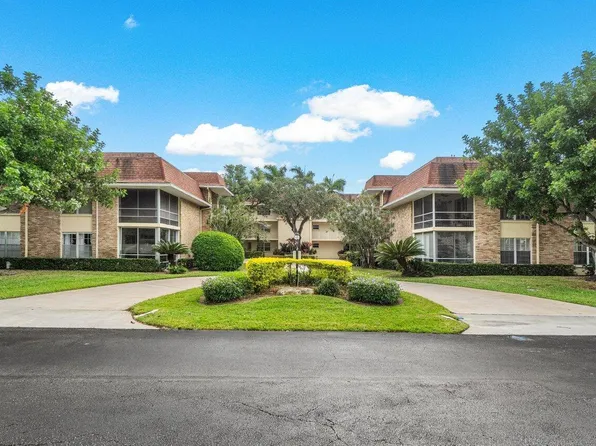 5510 Tamberlane Circle #243, Palm Beach Gardens, FL 33418