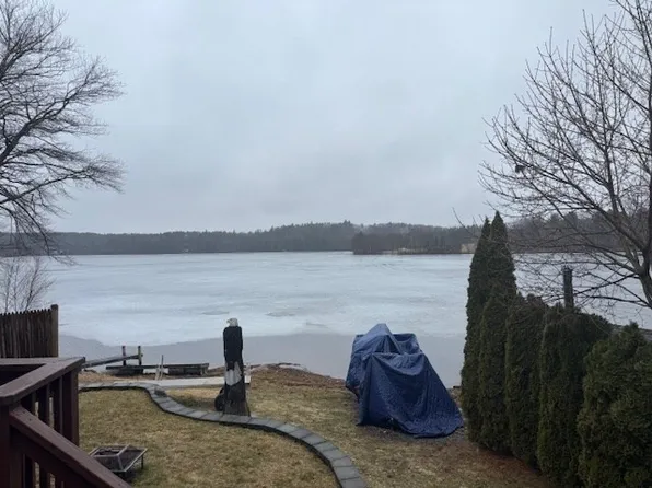 46 Finn Park Rd, Rutland, MA 01543