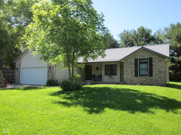 537 S Birch St, Ellettsville, IN 47429