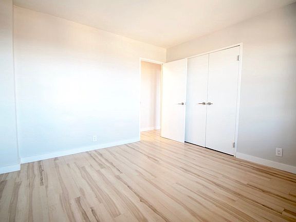 5th image of 260 Audubon Ave APT 14A