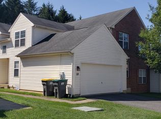 18 Saddle Ridge Ct, Wilmington, DE 19808