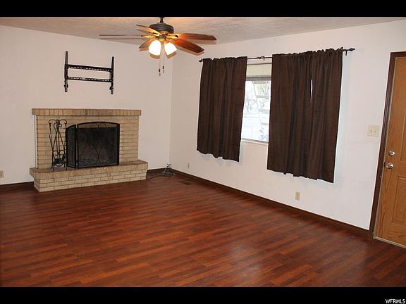 Main floor living room