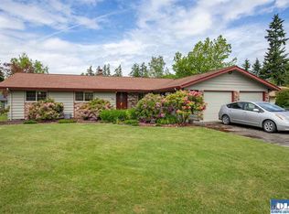 231 E Hawthorne Pl, Port Angeles, WA 98362