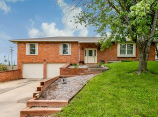3905 Barrington Dr, Columbia, MO 65203