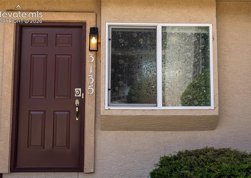 1st image of 3135 Starlight Cir