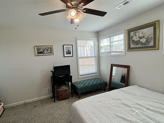4th image of 175 Woodland Ct