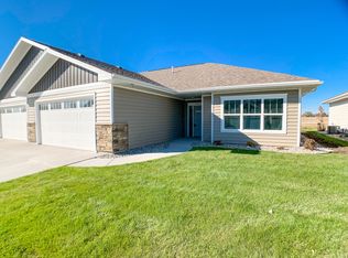 2126 Goldenrod Trl, Brookings, SD 57006
