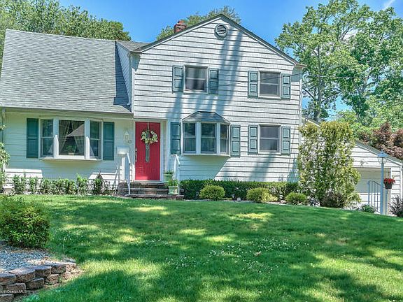 2nd image of 13 Maplewood Dr
