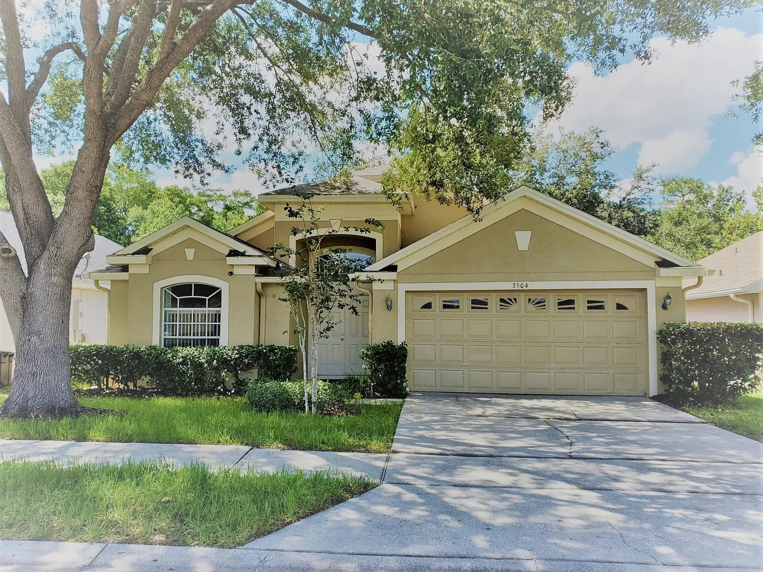 3 bed, 1809 sqft, $2,490 — Photo 1