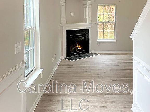 2nd image of 129 Kingfisher Dr