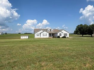 36 Saxony Way, Lexington, TN 38351