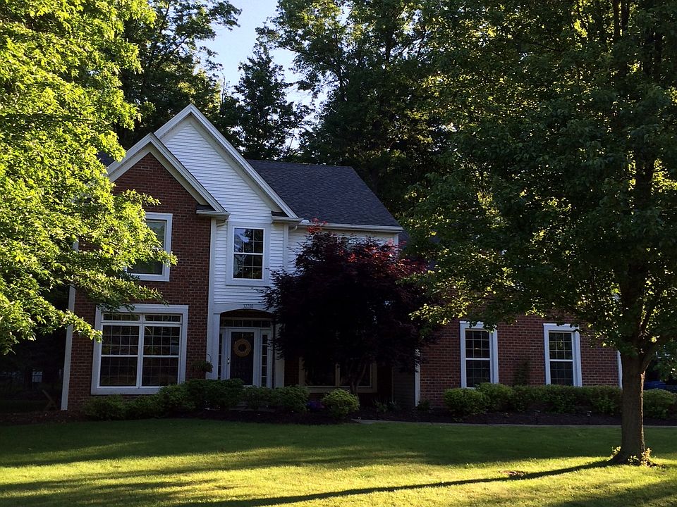1st image of 32280 Woodfield Dr