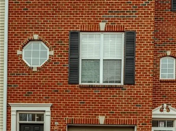 4300 Straight Arrow Rd, Dayton, OH 45430