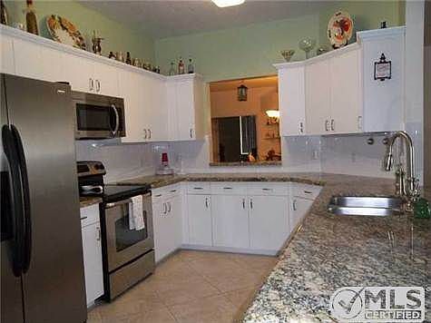 2nd image of 977 NW Tuscany Dr