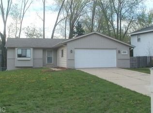 1431 Andrew St SE, Kentwood, MI 49508