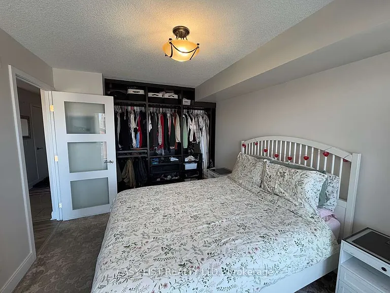 120 Dallimore Cir #326 — Photo 10
