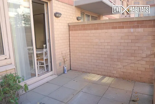 Rented by Citi Habitats | media 11
