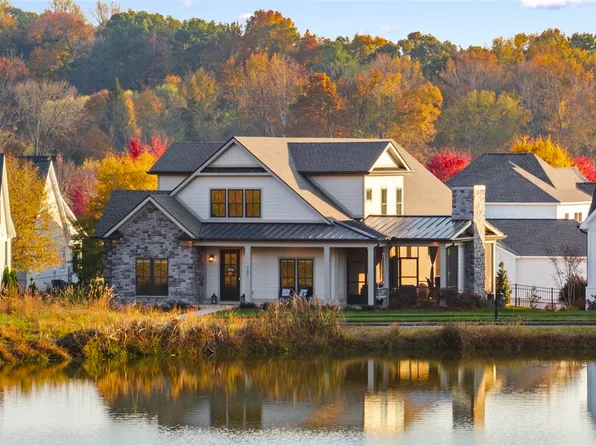 701 Keystone Dr, Bowling Green, KY 42103