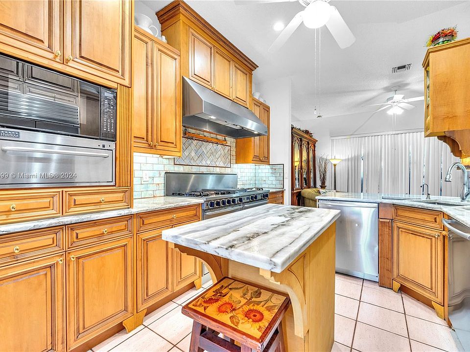 Sahara Fort Myers Fl Matttroy