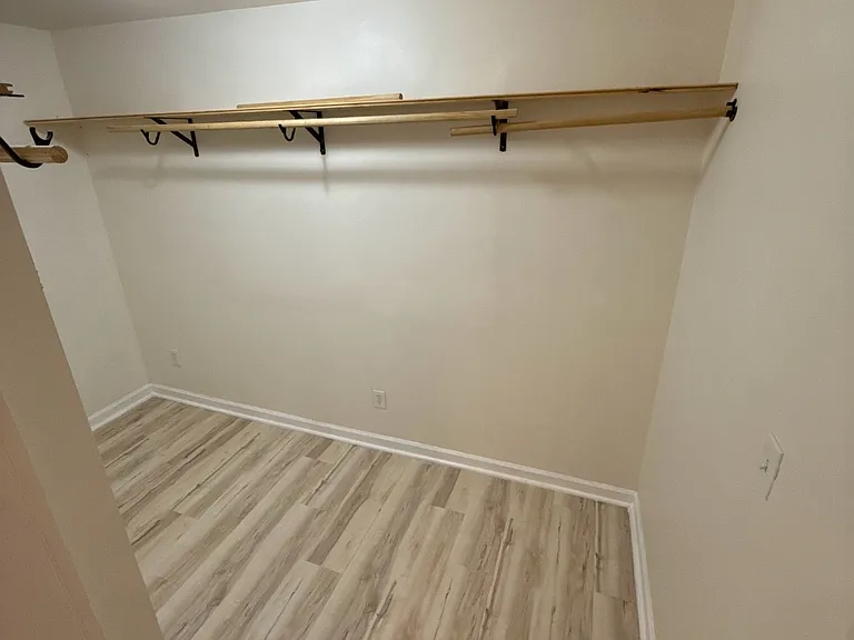 215 Buckingham Pl #1 — Photo 17