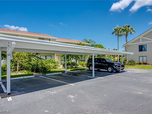 4th image of 9639 Eaton Gardens Ln