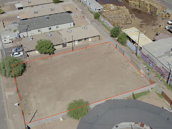 3rd image of 1728 W Sherman Street #160