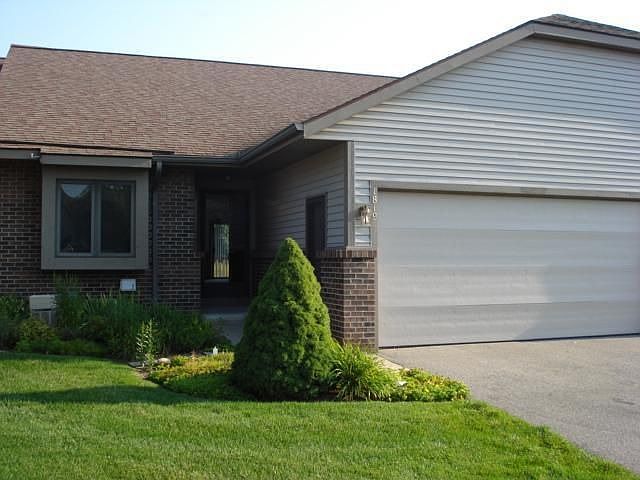 1st image of 1819 Lakeview Dr