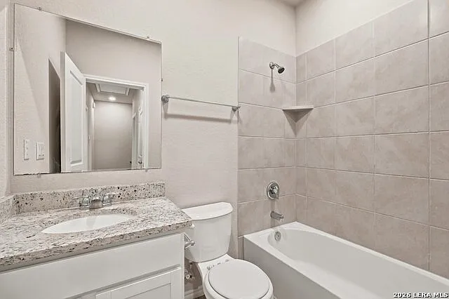 7226 Briar Pl #102 — Photo 14