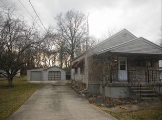 6739 Fortuna Dr, Temperance, MI 48182