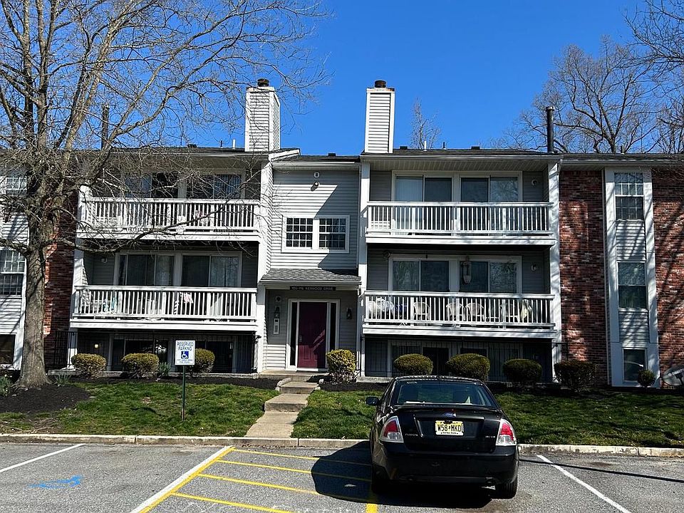 1st image of 115 Kenwood Dr