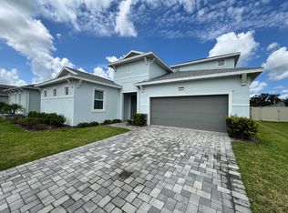 8965 Drummer Plank Dr, Wesley Chapel, FL 33545